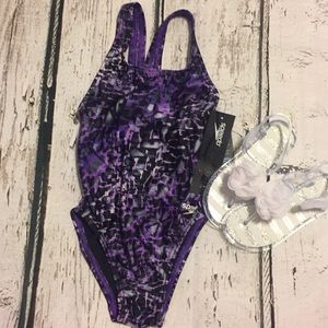 Girls Speedo NWT size 6 Purple Race II